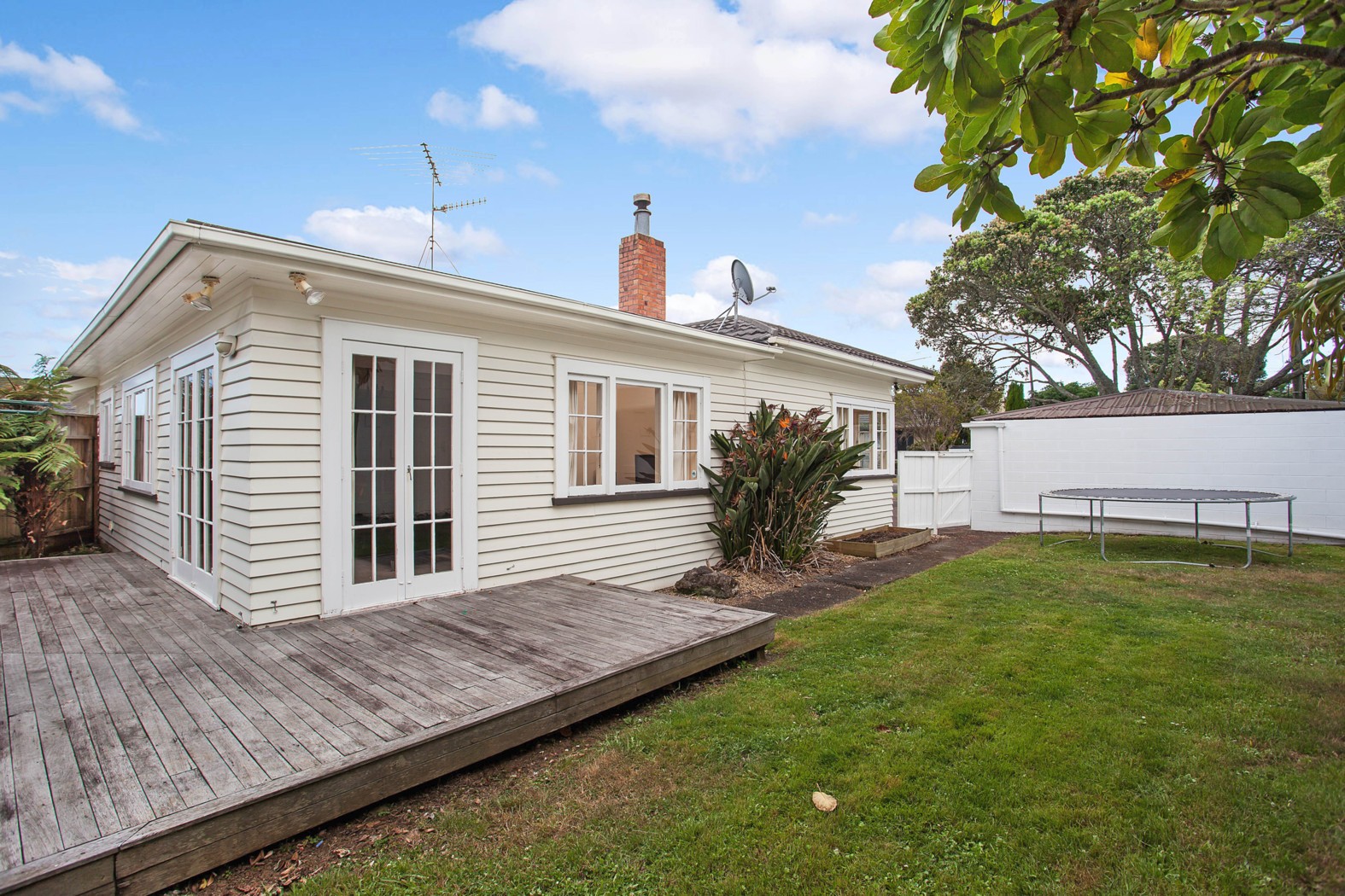 4 Garland Road, GREENLANE, Auckland City