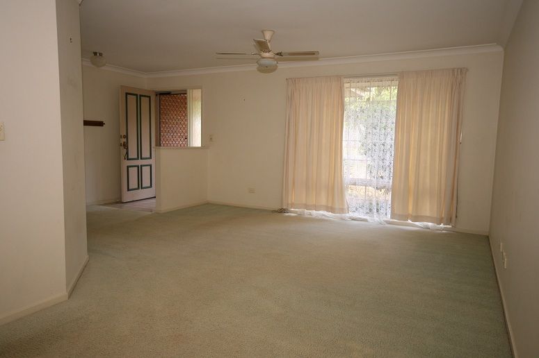 9 Lyrebird Way, KALLANGUR, QLD 4503