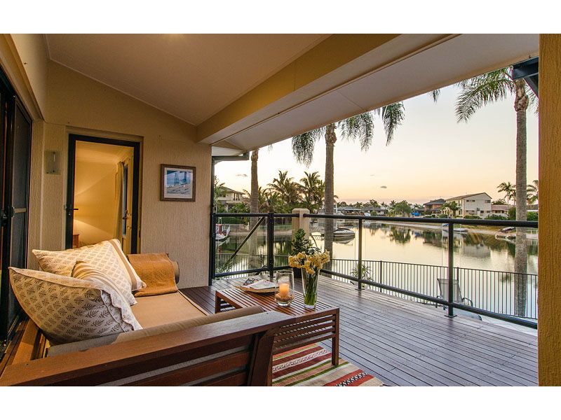 3 Saywell Street, SORRENTO, QLD 4217