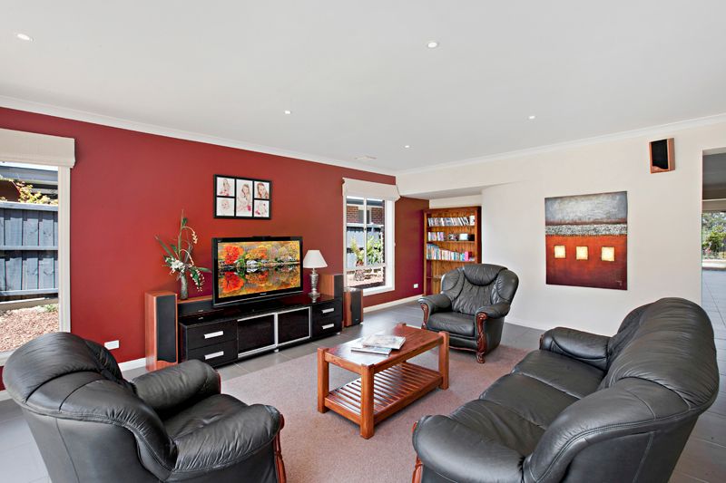 60 Jorgensen Avenue, DOREEN, VIC 3754