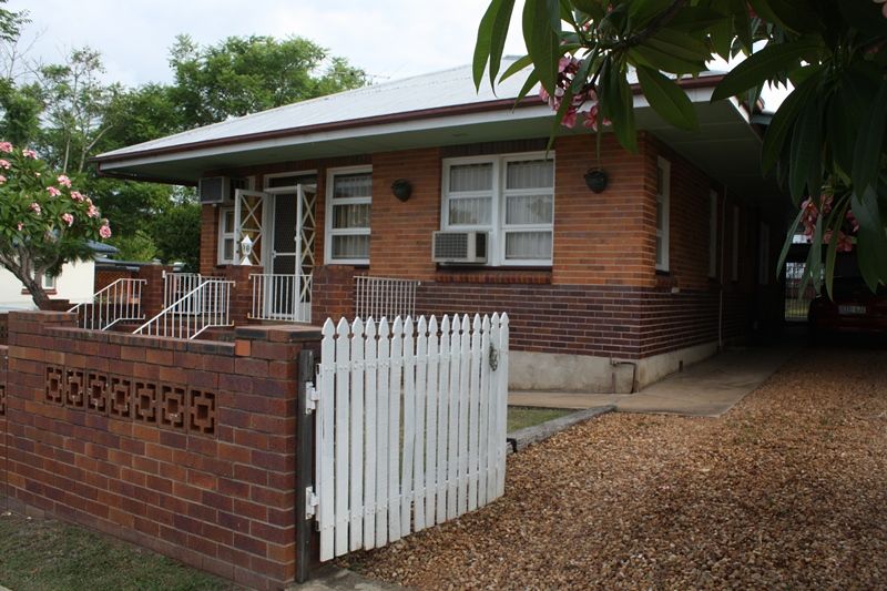 5 Bridson Avenue, EAST IPSWICH QLD 4305