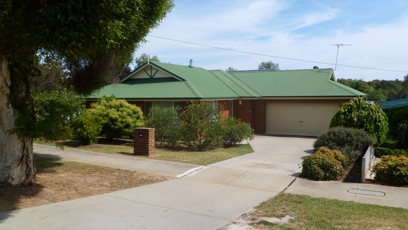 34 Victoria Street, WAHGUNYAH VIC 3687