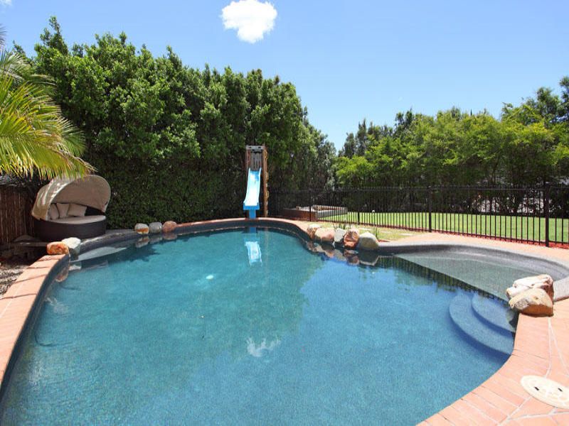 3 Capricorn Place, BRIDGEMAN DOWNS, QLD 4035