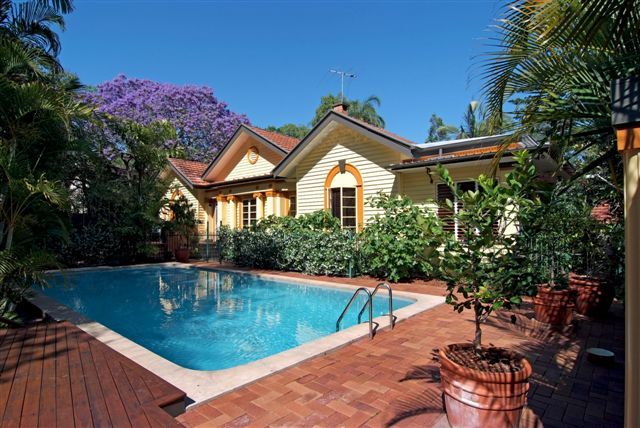 259 Lambert Road, INDOOROOPILLY QLD 4068
