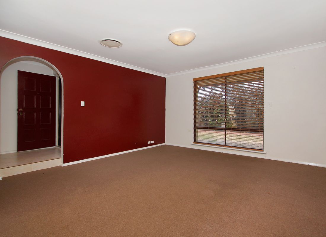 16 Favenc Way, PADBURY, WA 6025