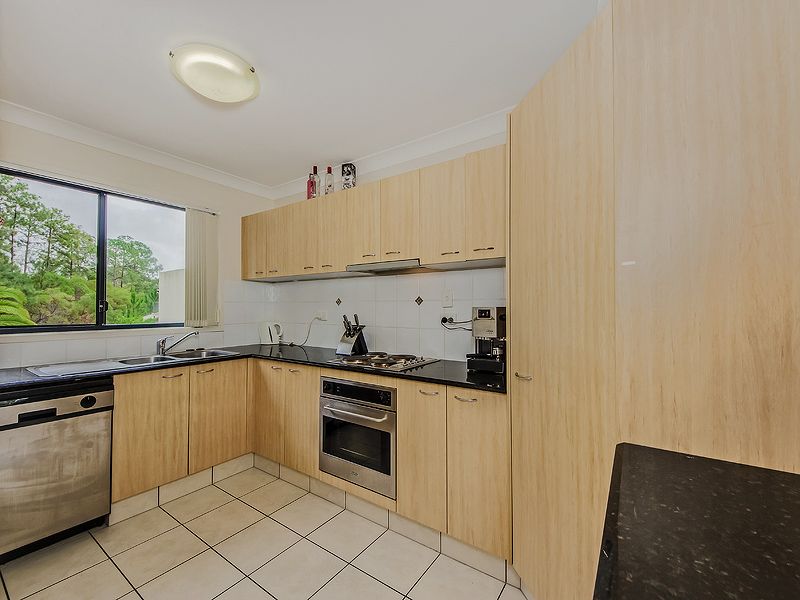 5/18 Geraldton Drive, VARSITY LAKES, QLD 4227
