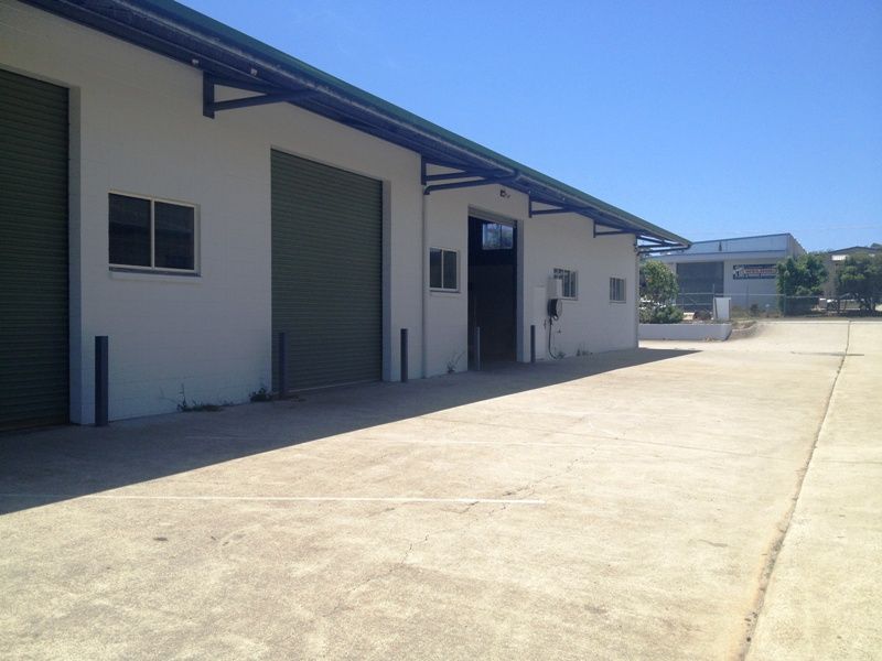 2/1 Lynne Street, CALOUNDRA WEST, QLD 4551