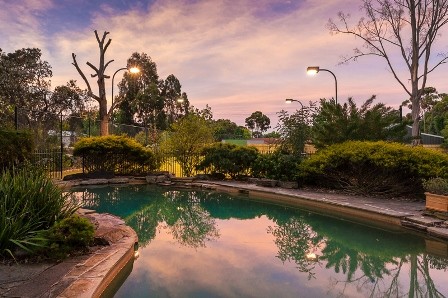 11 McKay Road, ROWVILLE, VIC 3178
