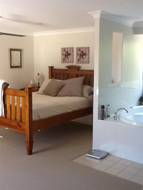5 STRINGYBARK Drive, URANGAN, QLD 4655