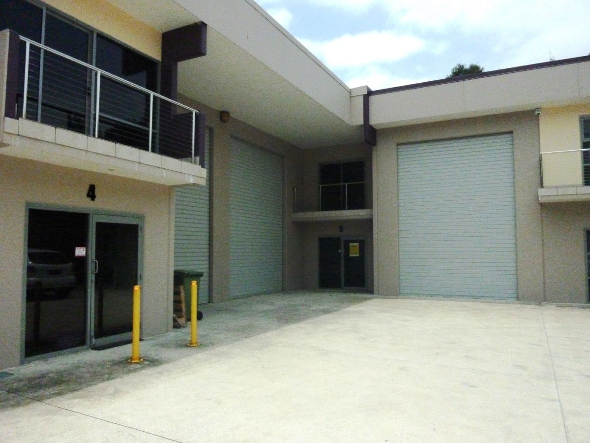 ARUNDEL, QLD 4214