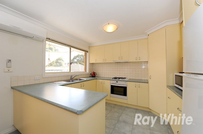 2/13 Kedleston Way, ROWVILLE, VIC 3178