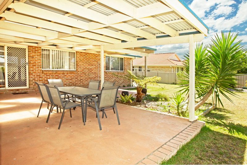 35 Robinia Way, WORRIGEE, NSW 2540