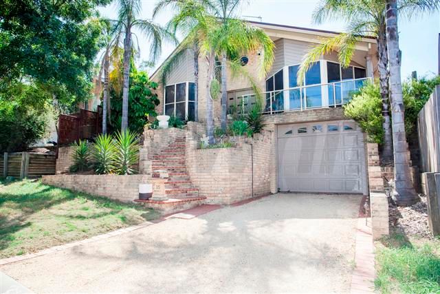 35 Geranium Close, GLENMORE PARK NSW 2745