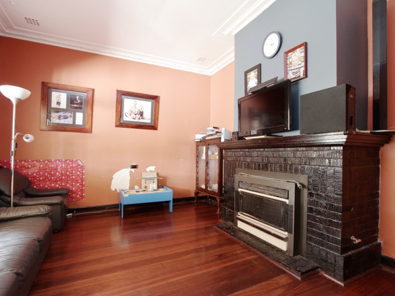 43 Gladstone Road, RIVERVALE, WA 6103