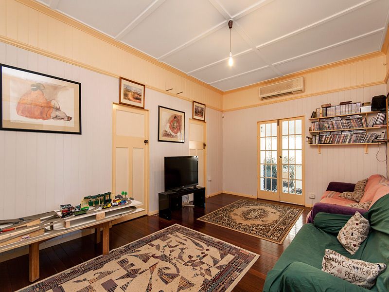 70 Toombul Terrace, NUNDAH, QLD 4012