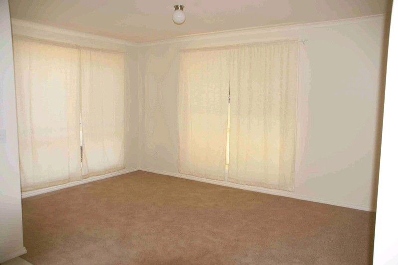 3 Murray Price Drive, RENMARK, SA 5341