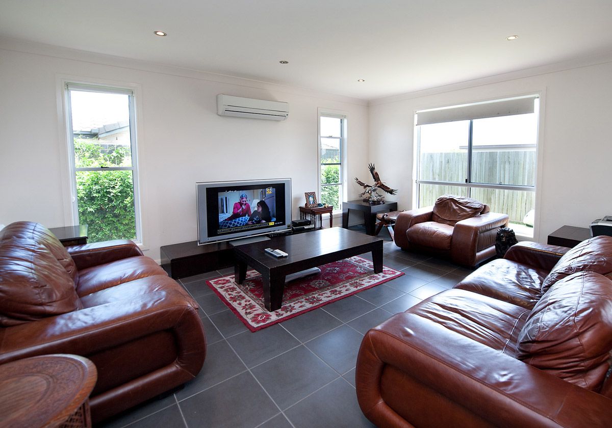Unit 1/33 Bouganvillea Drive, Middle Ridge, QLD 4350