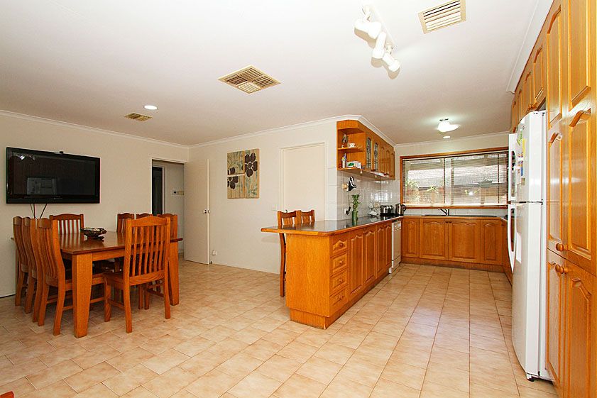 3 Rokeby Crescent, CRAIGIEBURN, VIC 3064