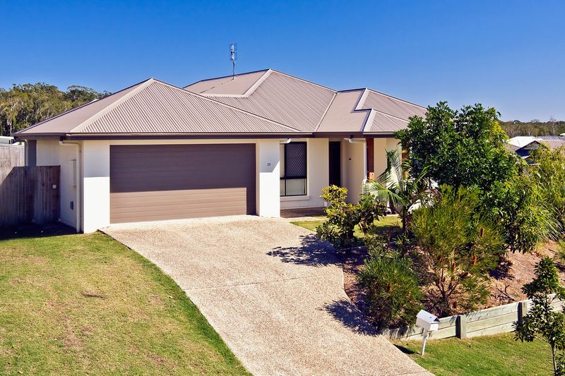 29 Maidstone Crescent, PEREGIAN SPRINGS QLD 4573