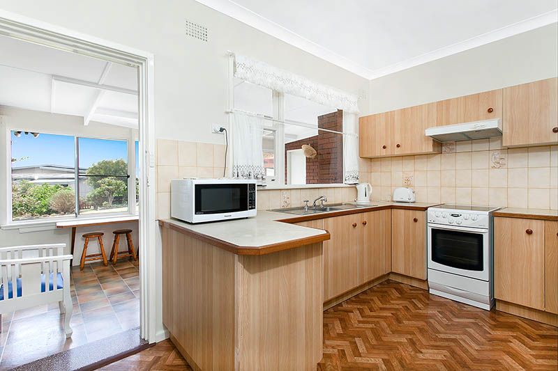 9 Cliff Avenue, BARRACK POINT, NSW 2528