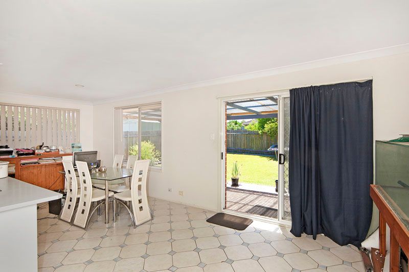 4 Wren Place, HAMLYN TERRACE, NSW 2259