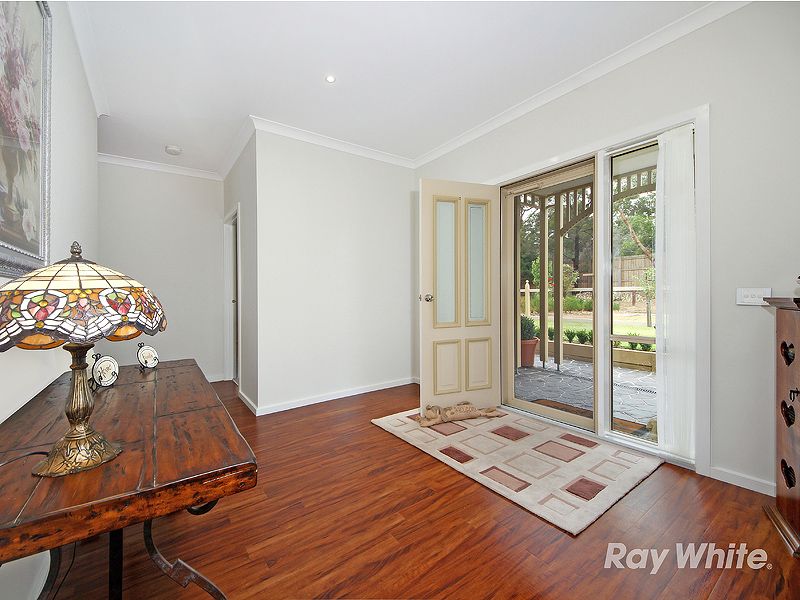 13 Landy Circuit, PAKENHAM, VIC 3810