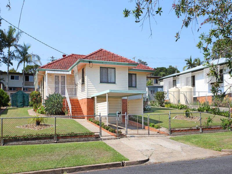 4 Sollis Street, GEEBUNG QLD 4034
