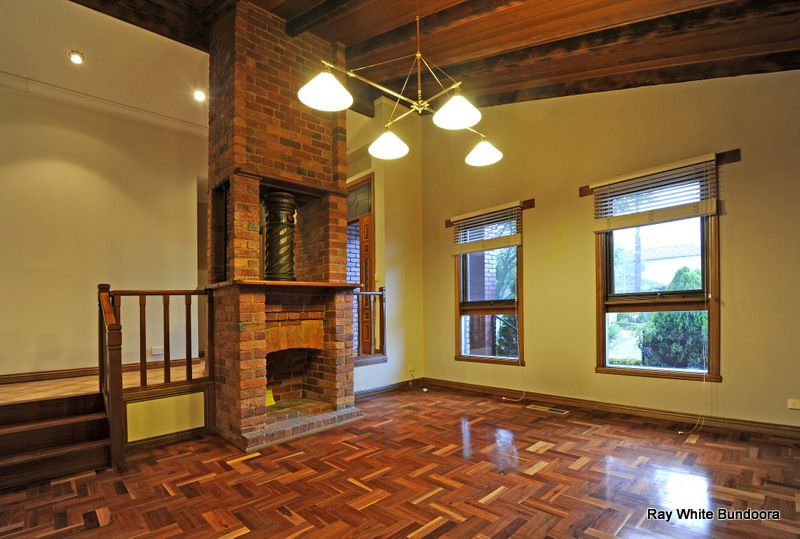 16 Outlook Rise, BUNDOORA, VIC 3083