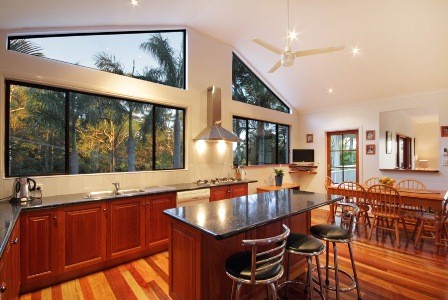 10 Melcar Court, DIDDILLIBAH, QLD 4559