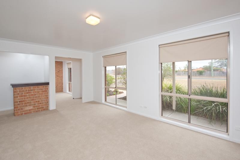 37 Pitt Street, NORTH NOWRA, NSW 2541