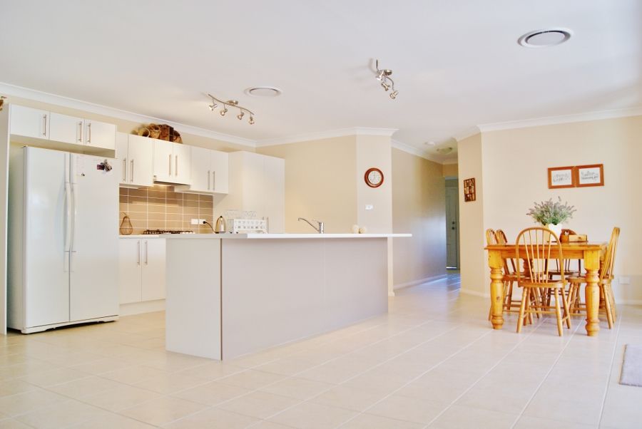 7 Garland Place, YOUNG, NSW 2594