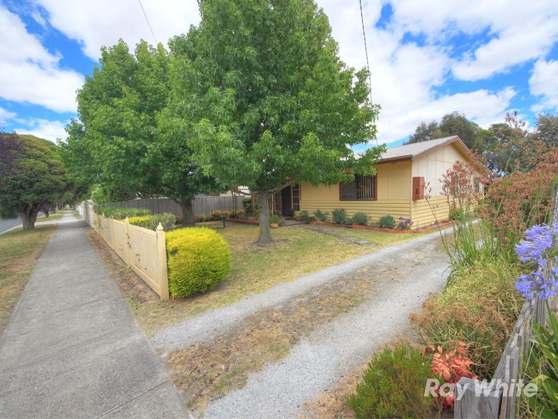18 Station Street, OFFICER VIC 3809