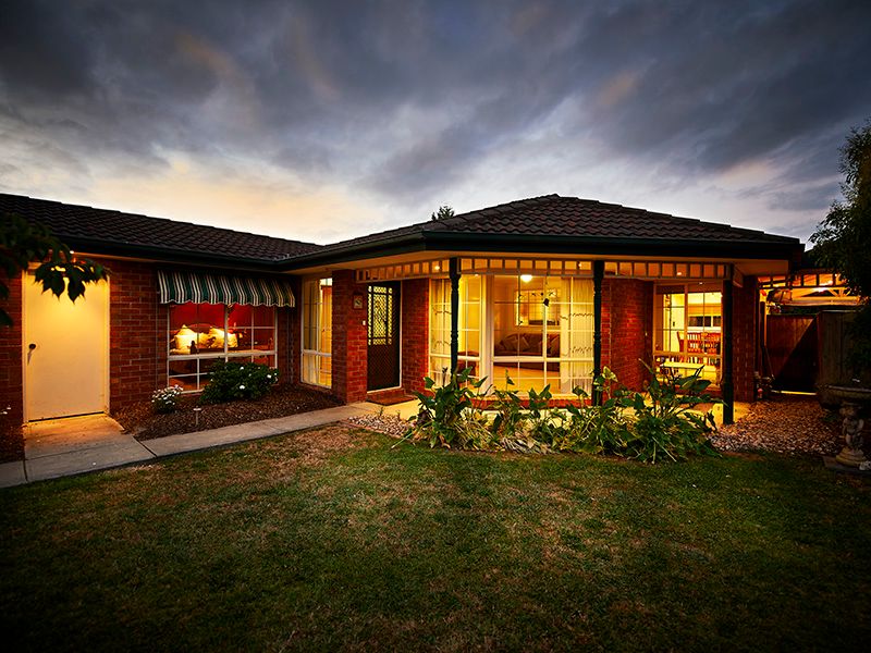 45 Fernlea Avenue, ROWVILLE, VIC 3178