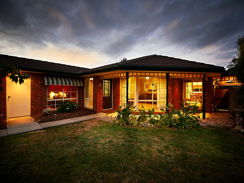 45 Fernlea Avenue, ROWVILLE, VIC 3178