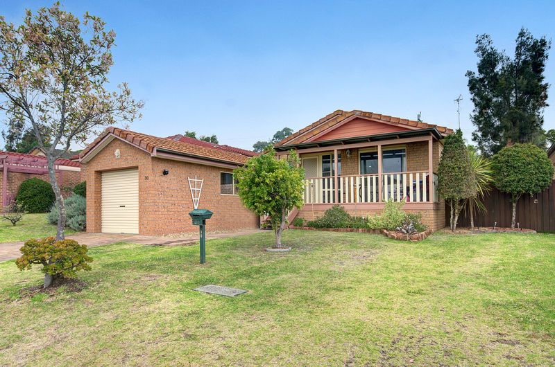 30 Ashmore Crescent, KANAHOOKA NSW 2530