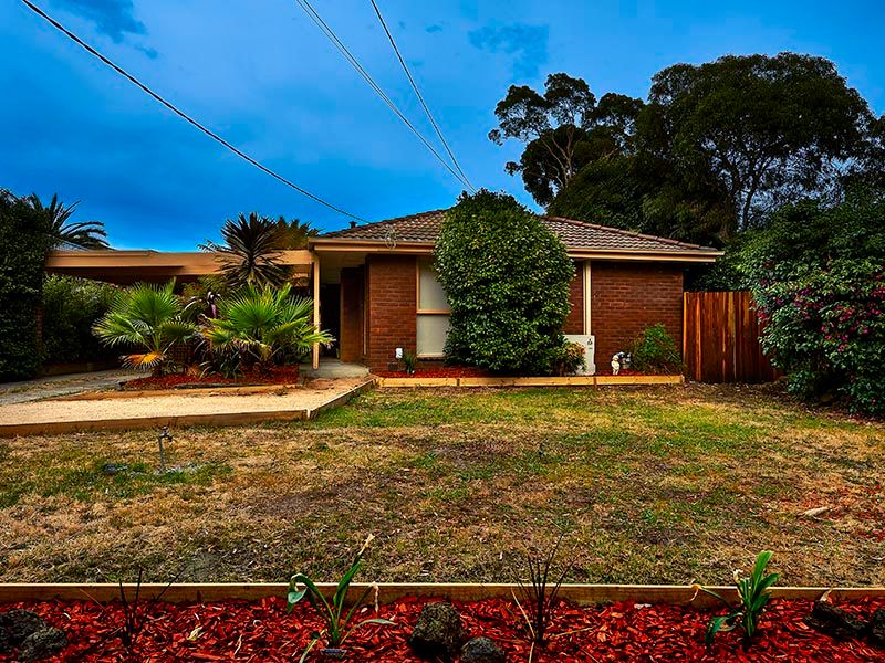 52 Dobson Street, FERNTREE GULLY VIC 3156