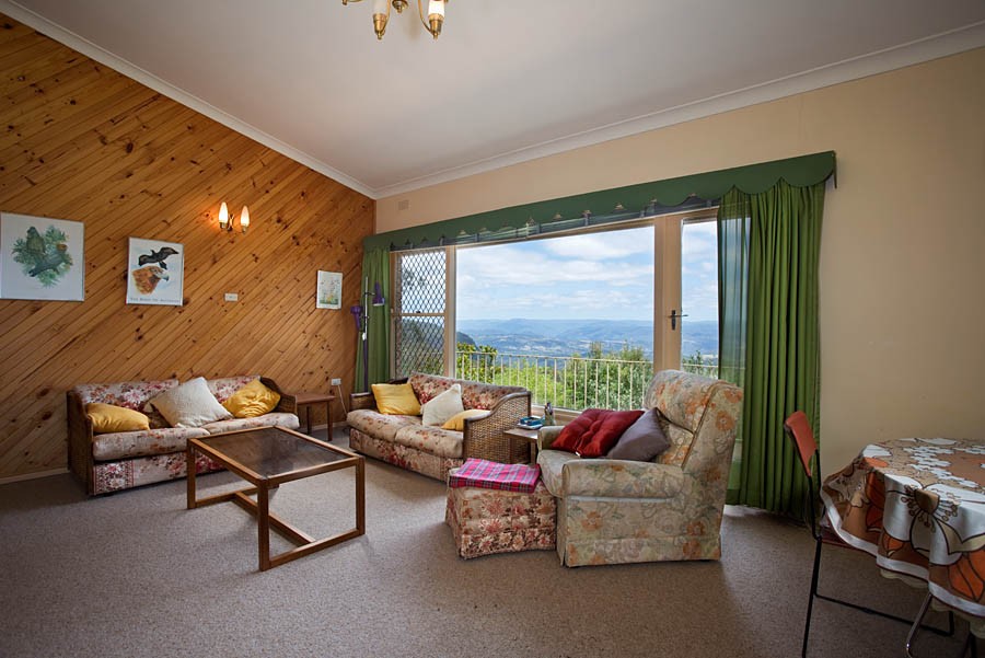 24 Bellevue Crescent, MEDLOW BATH, NSW 2780