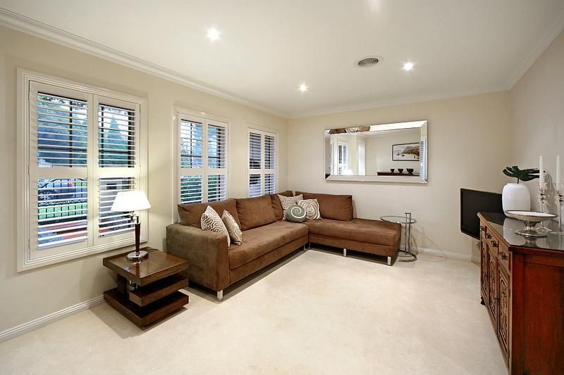 99 Oakleigh Road, CARNEGIE, VIC 3163