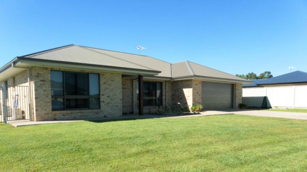 3 Moriarty Street, EMERALD, QLD 4720