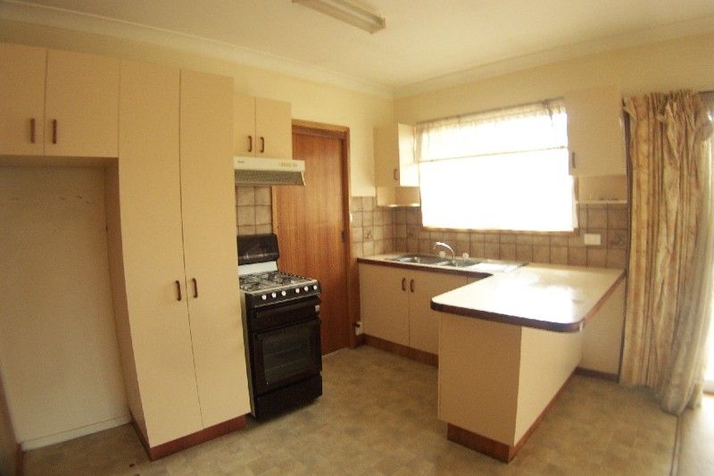 56 Pindari Crescent, QUEANBEYAN, NSW 2620
