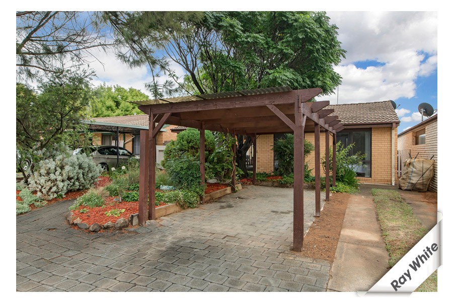4 Pogney Place, RICHARDSON, ACT 2905