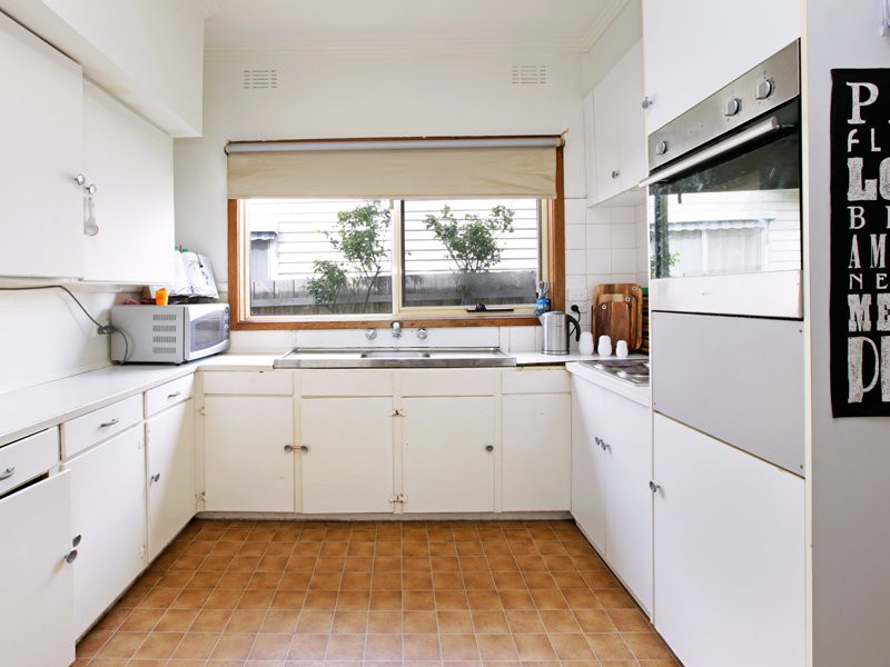 112 Vines Road, HAMLYN HEIGHTS, VIC 3215