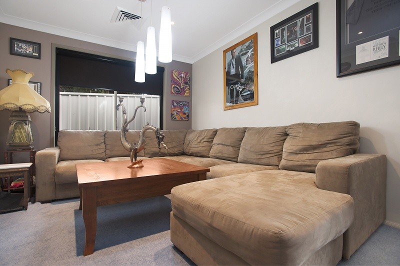 24 Jenna Drive, RAWORTH, NSW 2321