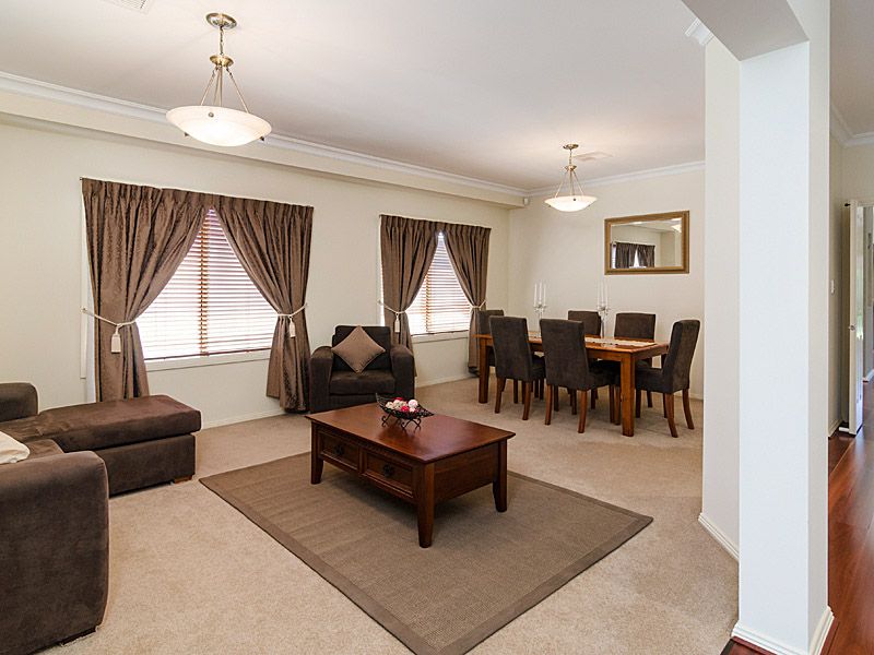 22 Scarborough Way, MOUNT BARKER, SA 5251