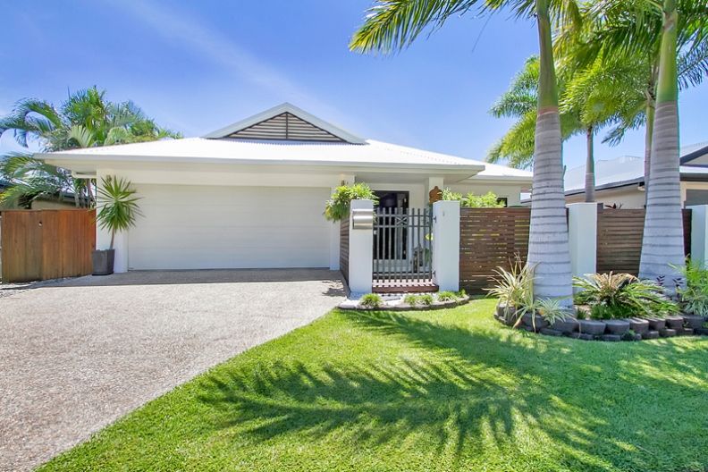 11 Palmetto Street, PALM COVE, QLD 4879