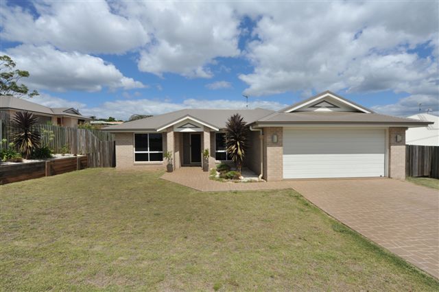 32 Elizabeth Kenny Court, HARRISTOWN QLD 4350