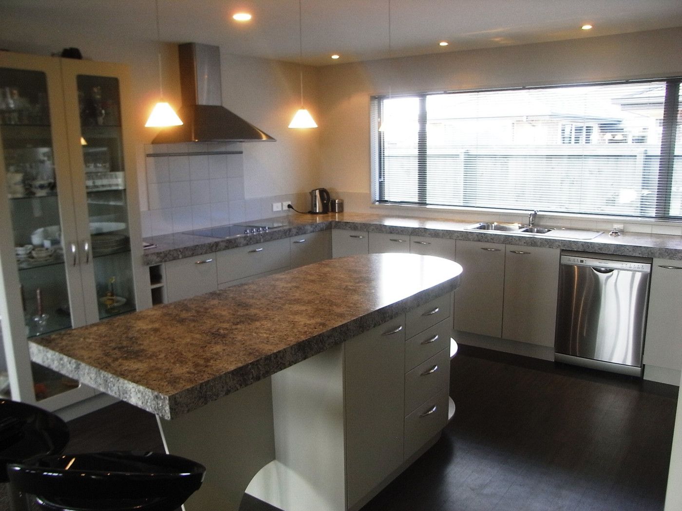 4 Kingsbridge Drive, BURWOOD, Christchurch City