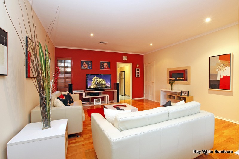 9 Parkland Grove, KINGSBURY, VIC 3083