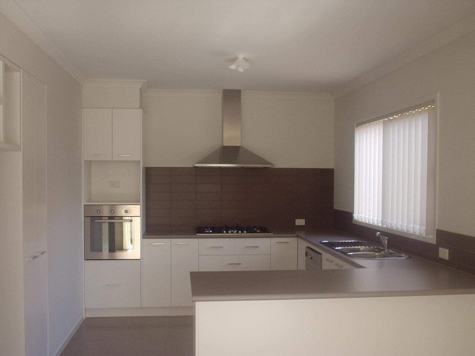 4 ST JOHNS Court, SOUTH MORANG, VIC 3752