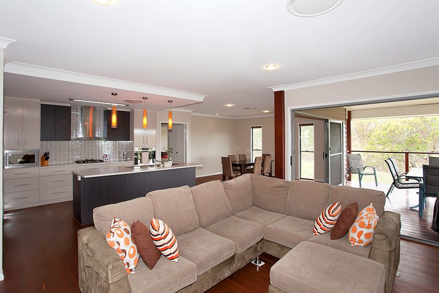 8 Kisket Court, HODGSON VALE, QLD 4352